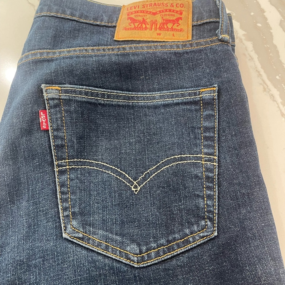 Levi's 505 Straight Fit Jeans 34x36- perfect condition